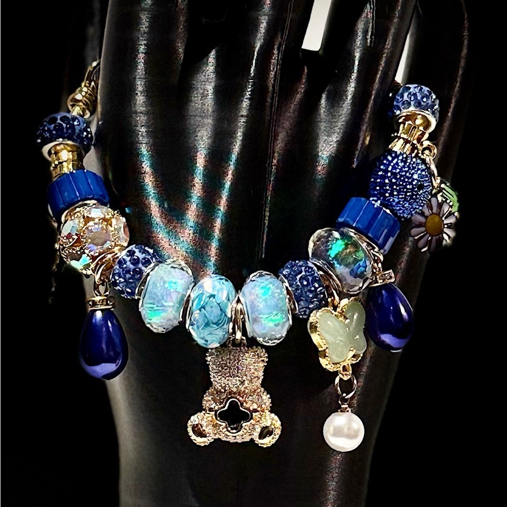 Elegant Blue and Gold Charm Bracelet